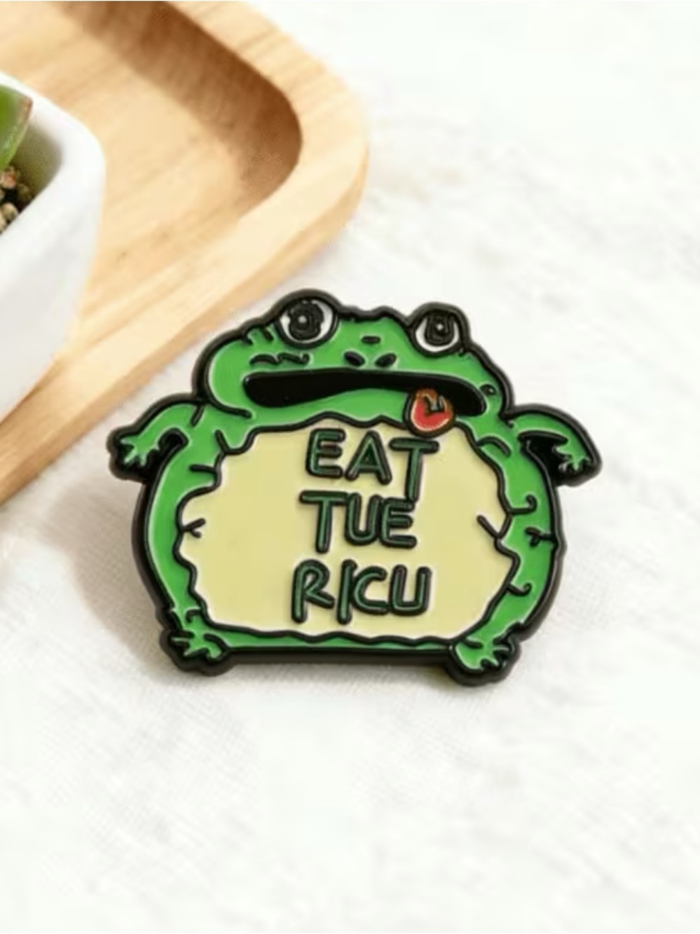 Cute Green Frog Enamel Pin - "Eat Tue Ricu"